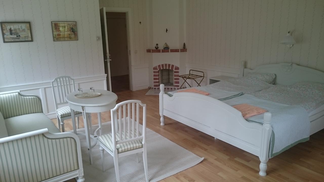 Salno Gard Hotel Bylehamn Eksteriør billede
